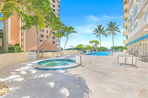 Luxurious Beachfront Living at Les Falls