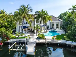 Intracoastal Waterside Living at Its Finest