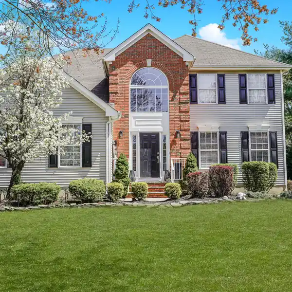METICULOUSLY MAINTAINED MOVE-IN READY HOME