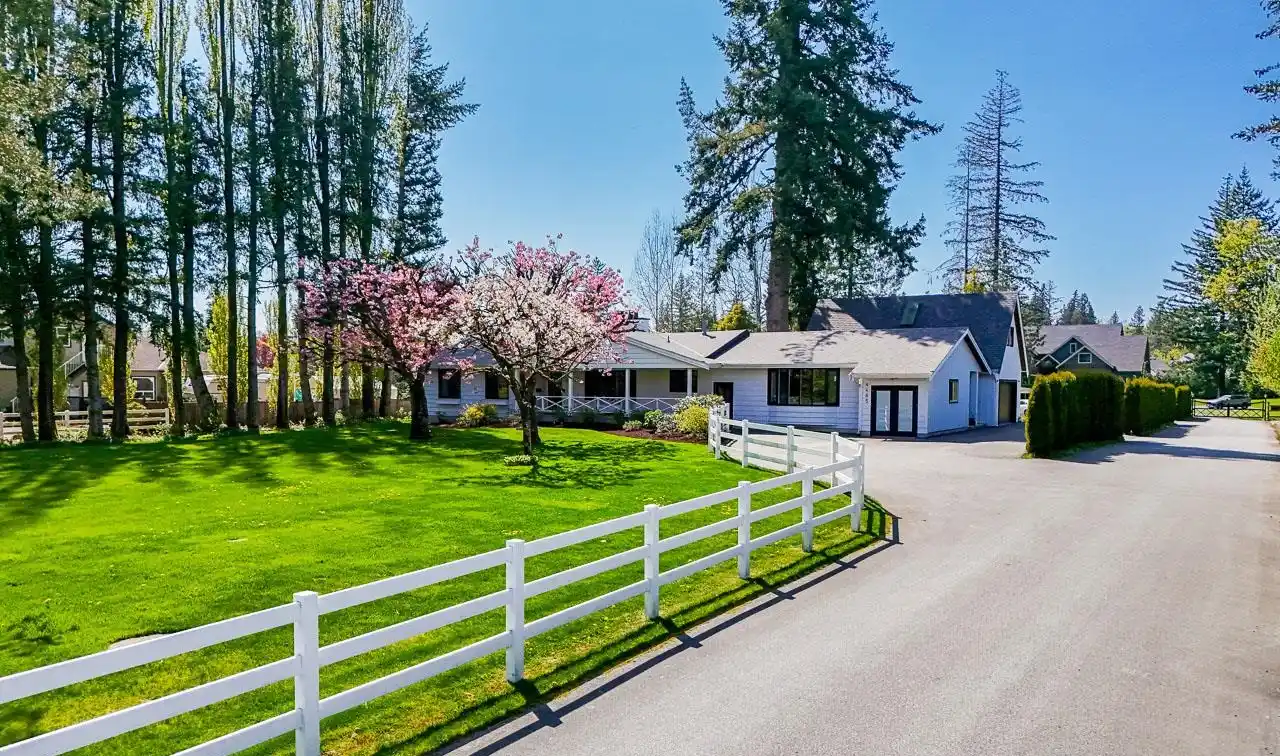 Stunningly Renovated and Sprawling Residence in the Heart of Salmon River