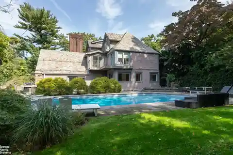 Timeless Architecture Meets Modern Interiors