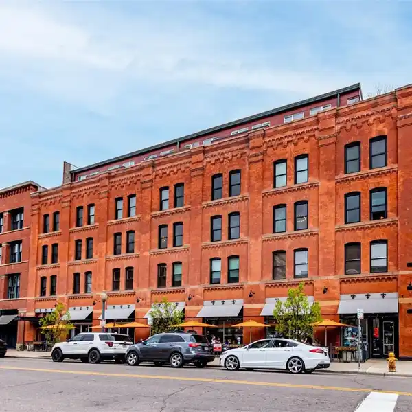 HISTORIC LOFT WITH MODERN ELEGANCE AND CHARM