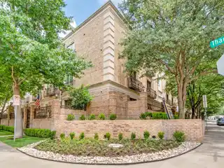 Penthouse Level at Drexel Park Hollow Condominiums