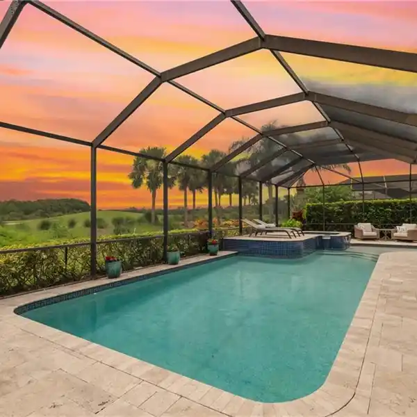 THE ULTIMATE VACATION LIFESTYLE IN THE QUARRY