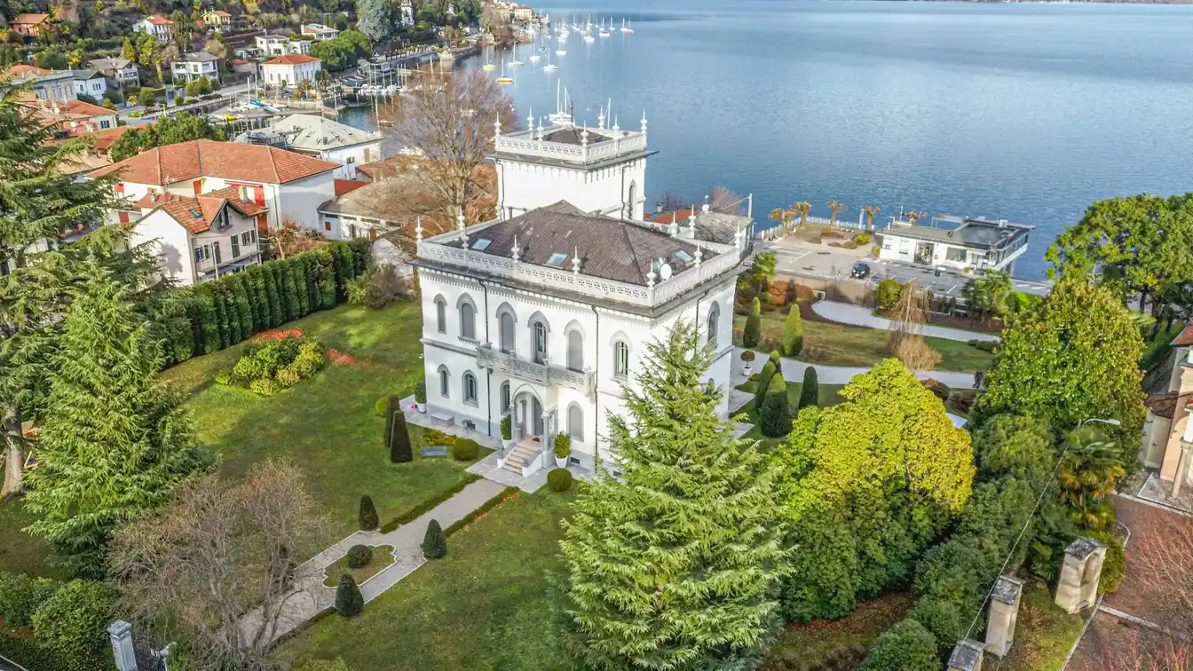 Prestigious Liberty Period Villa