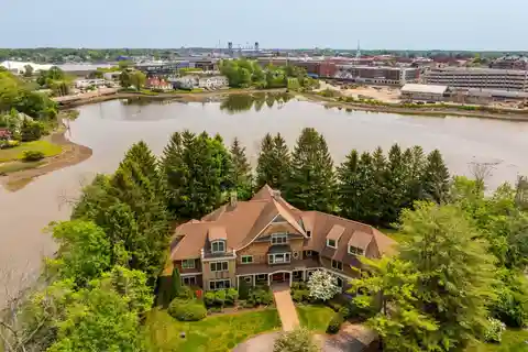 Exquisite Two-Level Condominium