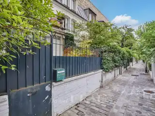 Amazing Discovery Behind a Classic Facade