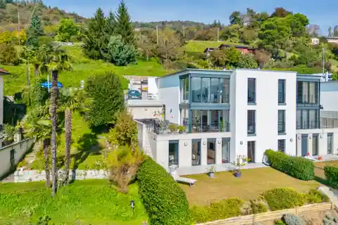 Elegant Home Near Golf Club with Pool Access