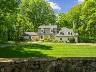 Charming Home in Coveted Allwood