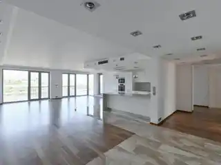 Elegant and Timeless River View Apartment