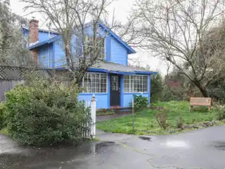 Unique Gem in Sonoma