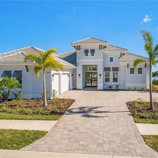 EXCEPTIONAL LAKEFRONT PROPERTY IN COVETED LAKEWOOD RANCH
