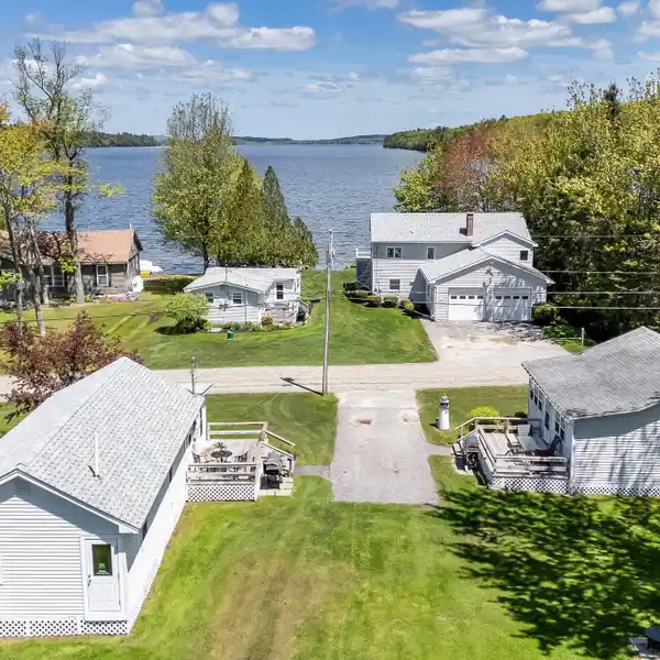 RARE LAKEFRONT FAMILY COMPOUND