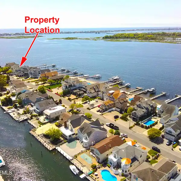 FABULOUS METEDECONK RIVER WATERFRONT HOME