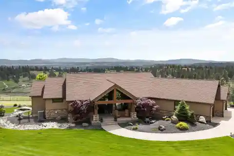 Exceptional Property on over 11 Acres