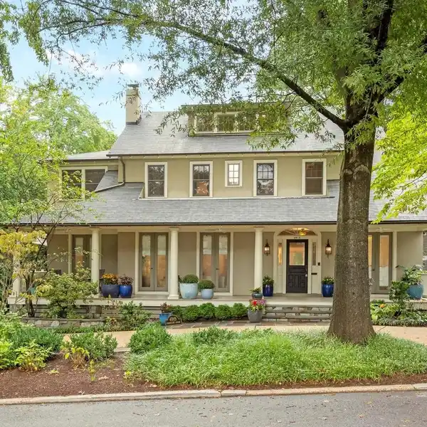 MAGICAL CIRCA 1917 HOME
