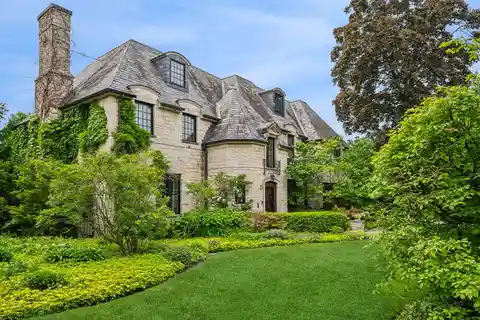 Pristine Home Full of Upgrades
