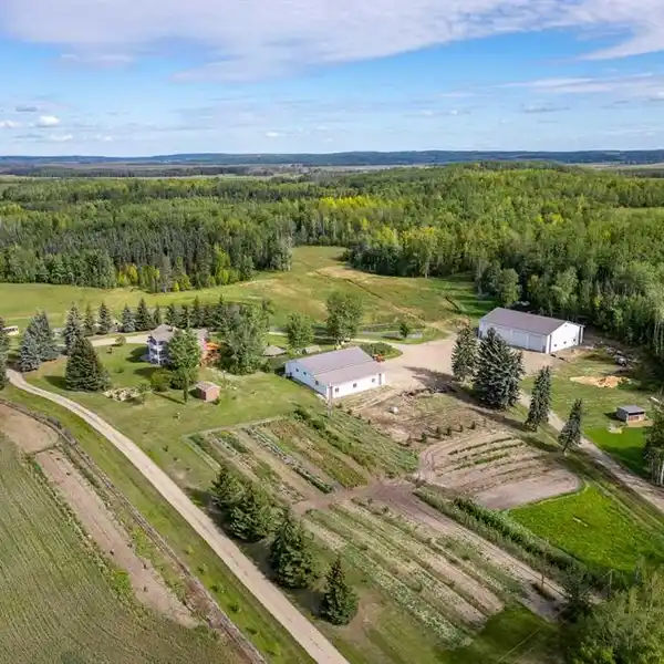 PICTURESQUE AND PRIVATE 159-PLUS ACRES
