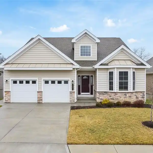 ELEGANCE AND COMFORT IN THE SOUGHT-AFTER TRADITIONS OF AMERICA AT RICHLAND