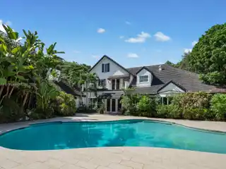 Exceptional Six Bedroom Estate in Prime North Pinecrest