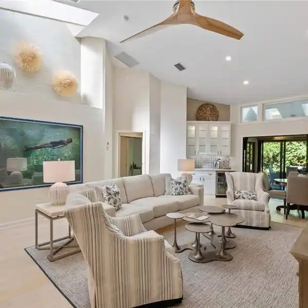 UNIQUE OPPORTUNITY IN THE VILLAS OF PELICAN BAY