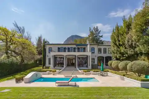 The Epitome of Luxury Living