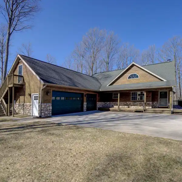 BEAUTIFULLY UPDATED HOME ON 20 ACRES