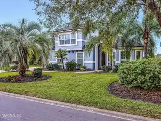 Exquisite Home in the South Hampton Golf & Country Club