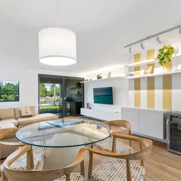 IMPECCABLY FULLY RENOVATED CANAL-FRONT RESIDENCE