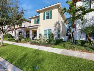 Beautifully Designed Home in Alton in Palm Beach Gardens