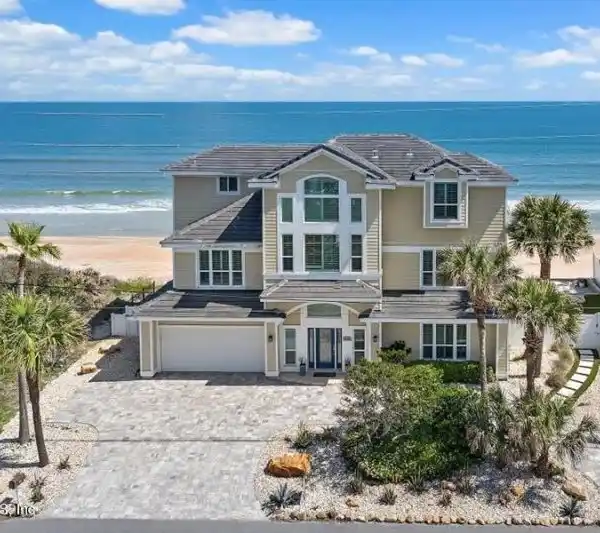 OCEANFRONT GEM