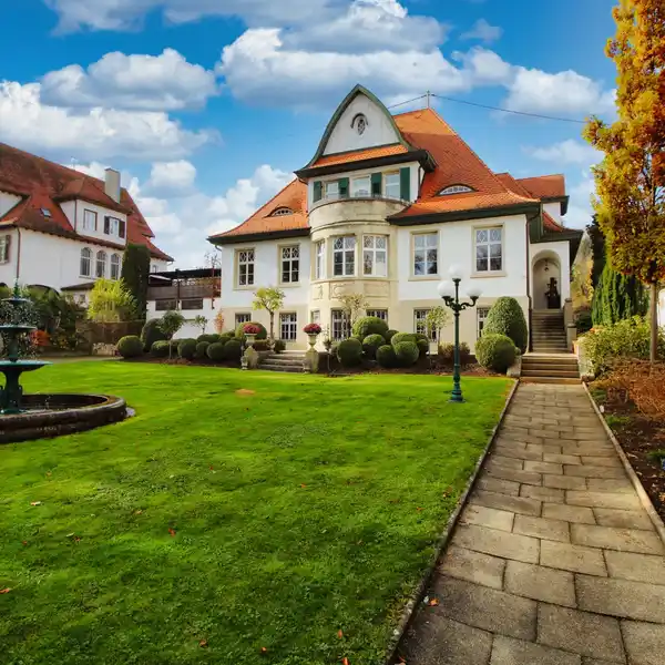 ART NOUVEAU VILLA IN THE HEART OF BALINGEN