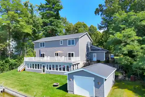 The Very Best of Lake Living