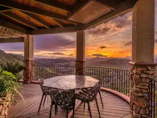 Breathtaking 16-Acre Retreat