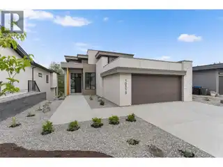 Lakestone Dream Home with Rooftop Deck