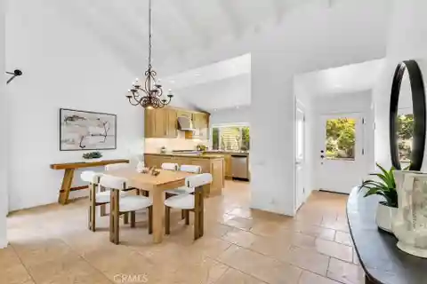Stylish Single-level Retreat in Niguel Shores