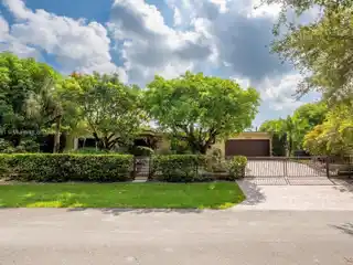 Lovely Home in a Gorgeous Garden Setting