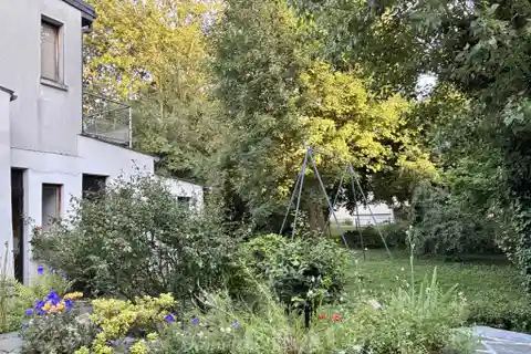 Lovely Property Opening to Terrace and Garden