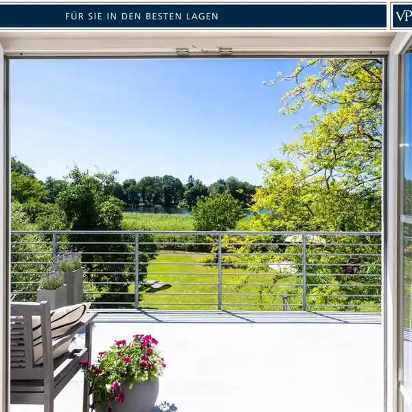 THE HOUSE BY THE LAKE