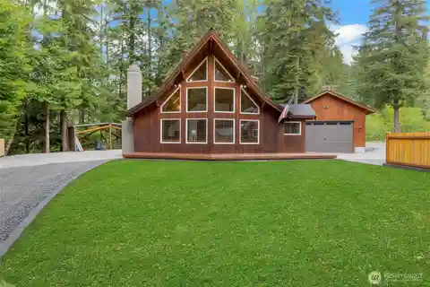 Mountain Retreat in Desirable Crystal River Ranch