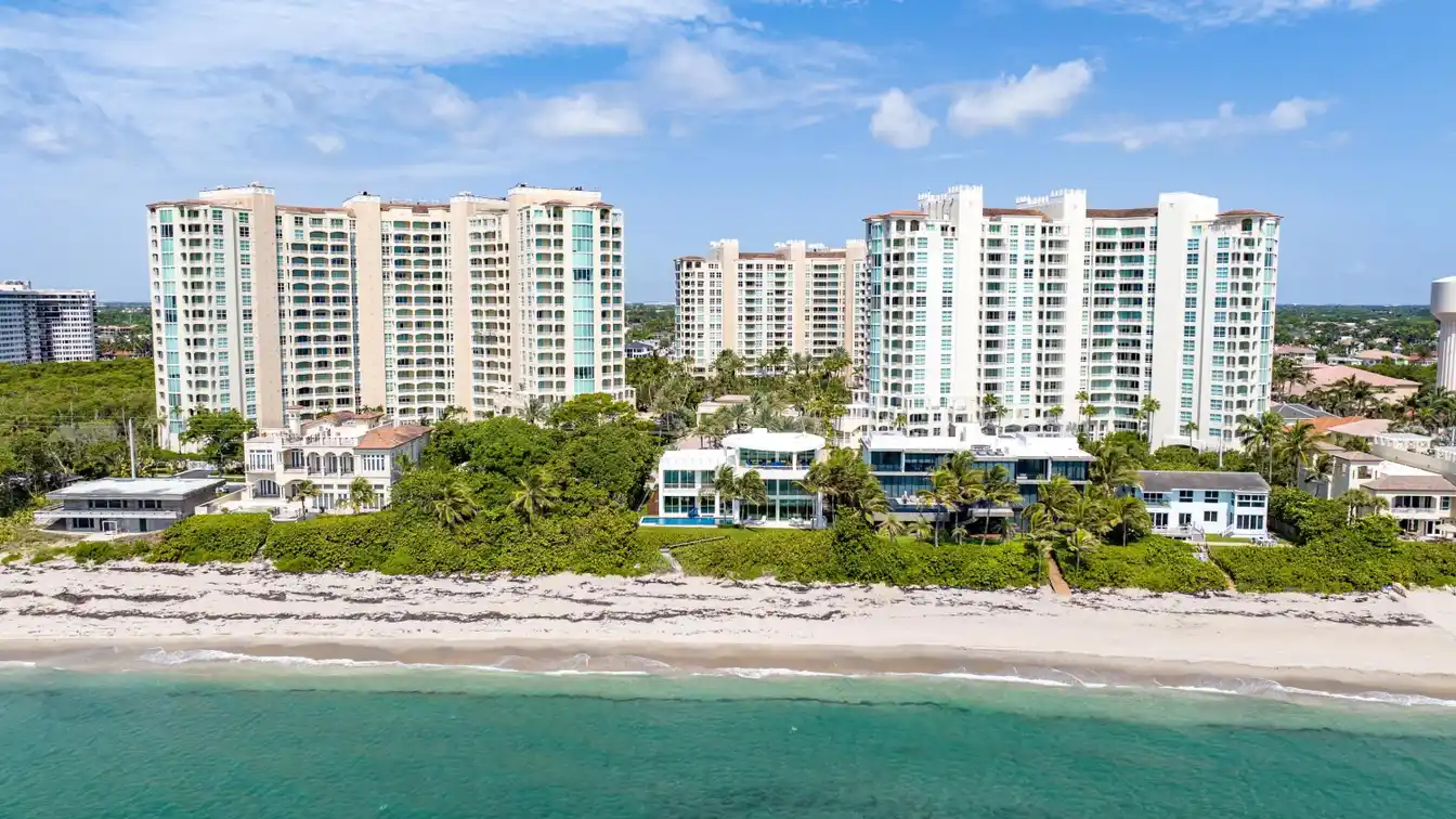 Gorgeous Unit with Awe-inspiring Views