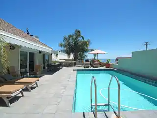 Versatile Property on a Quiet Cul-de-sac