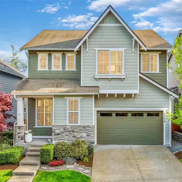 BEAUTIFUL SHADOWOOD ESTATES RESALE