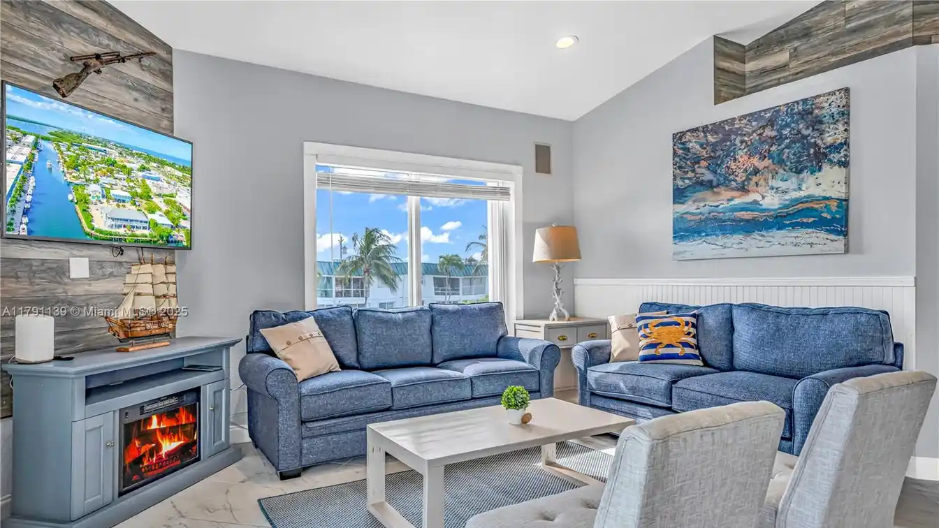 Fully Furnished Turnkey Home