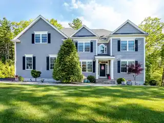 Young Luxury Colonial in Rolling Brook Estates