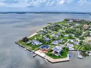 Stunning Waterfront Beach House