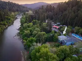 Rendezvous on the River