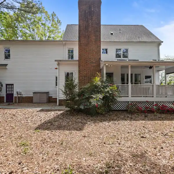 CHARMING BEAUTIFULLY MAINTAINED COLONIAL HOME