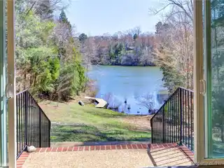 Gorgeous New Custom Home in Breeze Hill