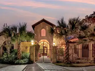 Exceptional Estate in Prestigious Arbolago